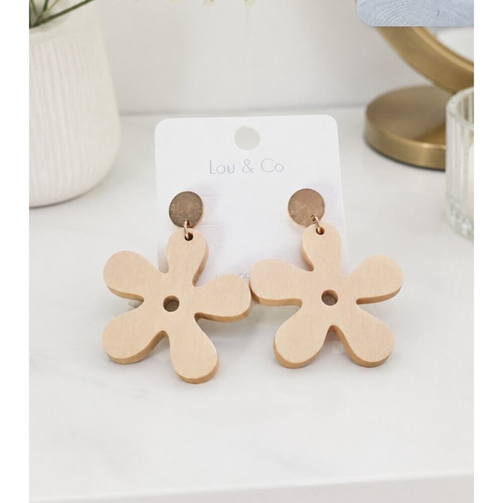 🌴 Pick 3 For $15 Lou & Co Gold Wood Flower Earringd New